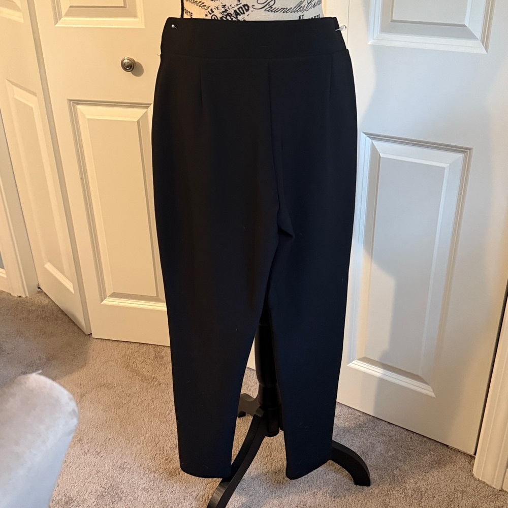 Black pants - Picture 3 of 3